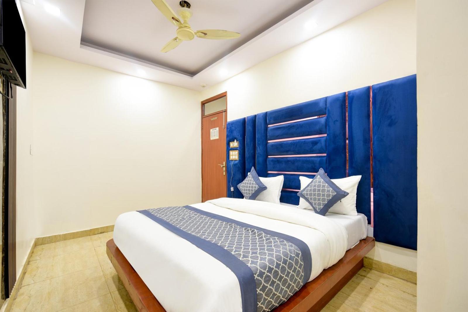 Guest house Vedant Deluxe By Singh Residency *